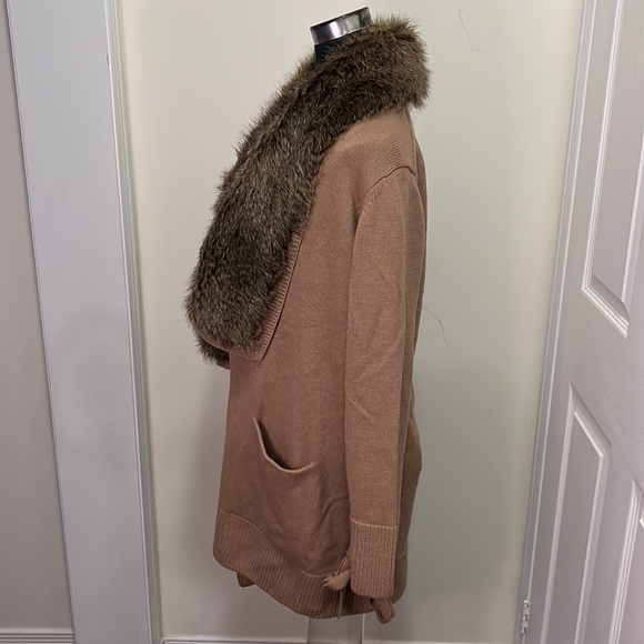 Banana Republic Chunky Faux Fur Collar Long Knit Cardigan Size XL - Picture 4 of 15